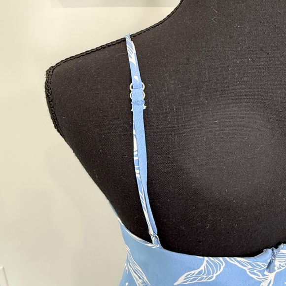 FORE Blue Leaf Print Maxi Lined Dress (S) - Picture 5 of 8